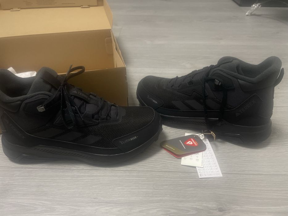 Чоловічі зимові черевики adidas terrex AX4 MID GORE - TEX HP7401