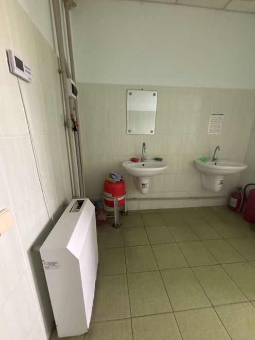 Продам офісне  приміщення