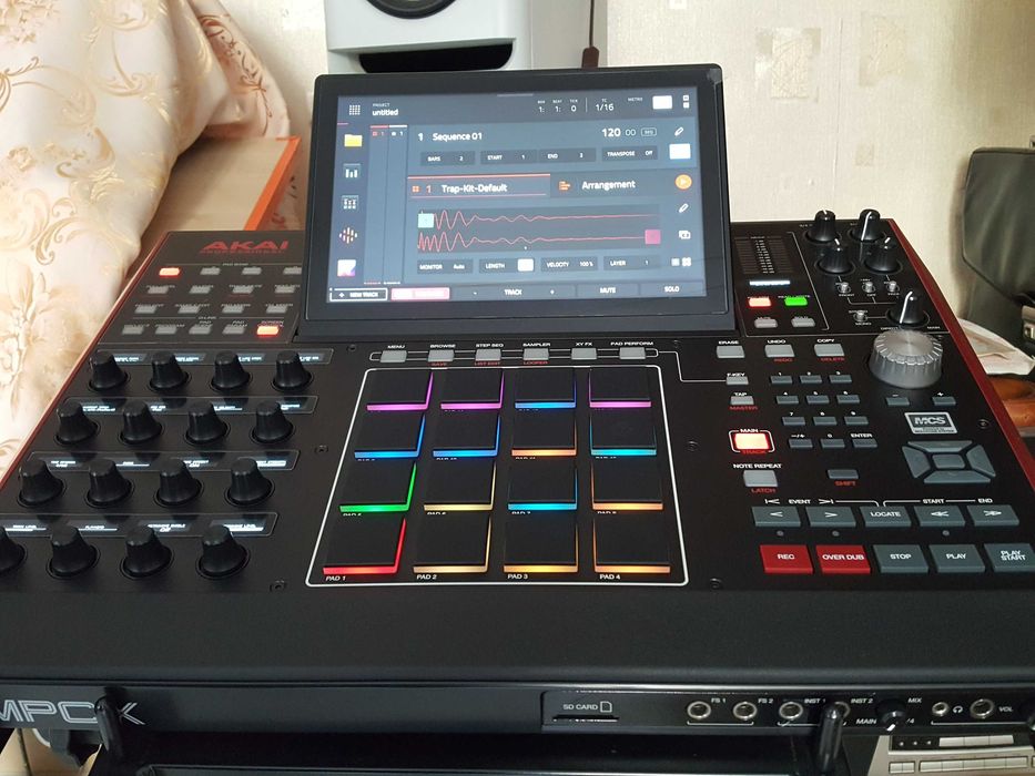 AKAI MPC-X samodzielny