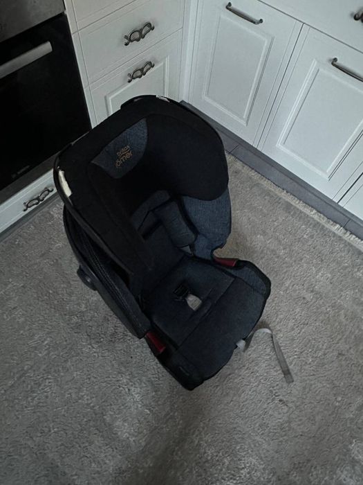 Автокресло britax romer Advantafix 4