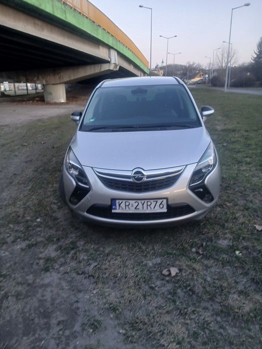 Sprzedam OpelZafiraC