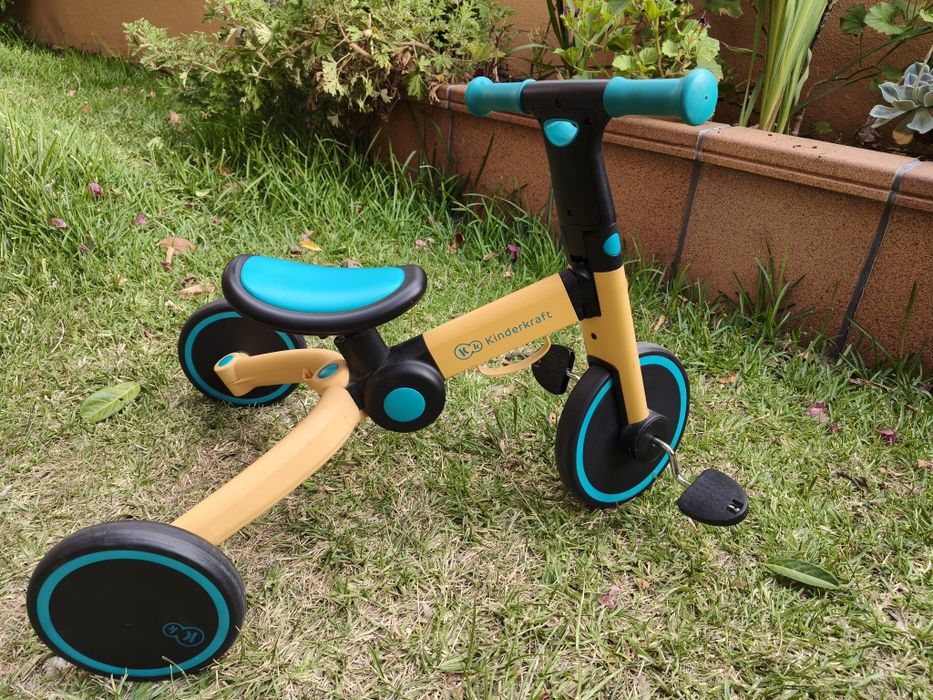 Triciclo KinderKraft