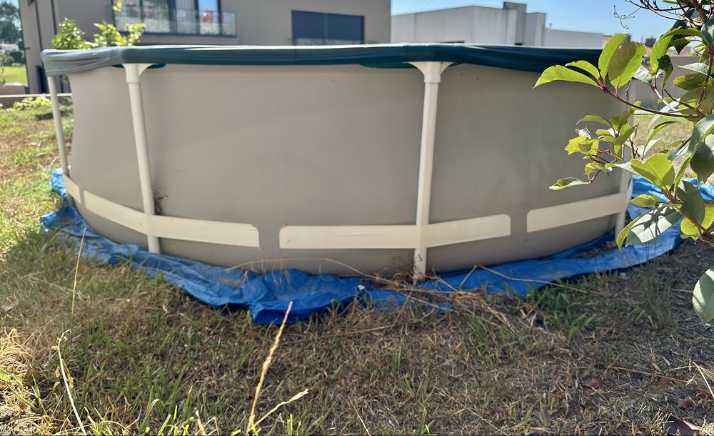 Piscina Intex Tubular — Completa (proteção solo + capa + bomba)
