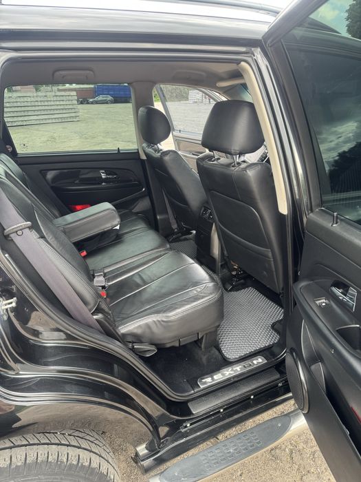 Ssanyong Rexton 2