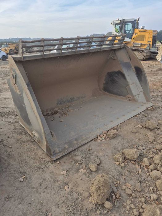 Sprzedam łyżkę do ładowarki Liebherr L550