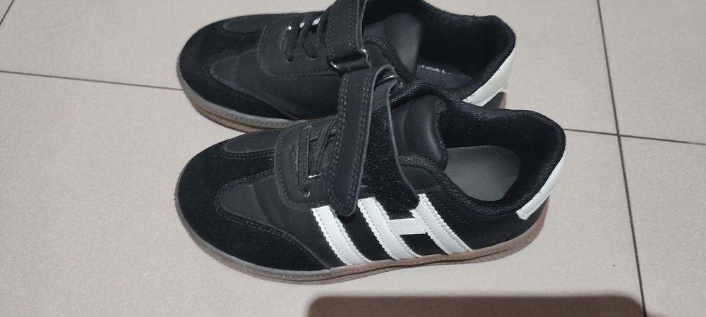 Buty sportowe chłopięce 32