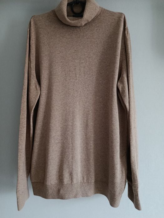 Продам мужские свитера.