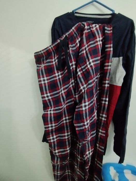 Pijamas de homem, novo