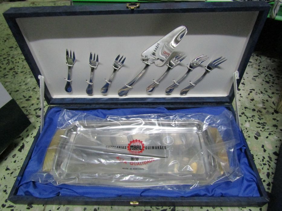 Loiças e peças de decoração