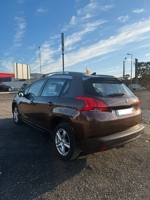 Peugeot 2008 — fotografia 5