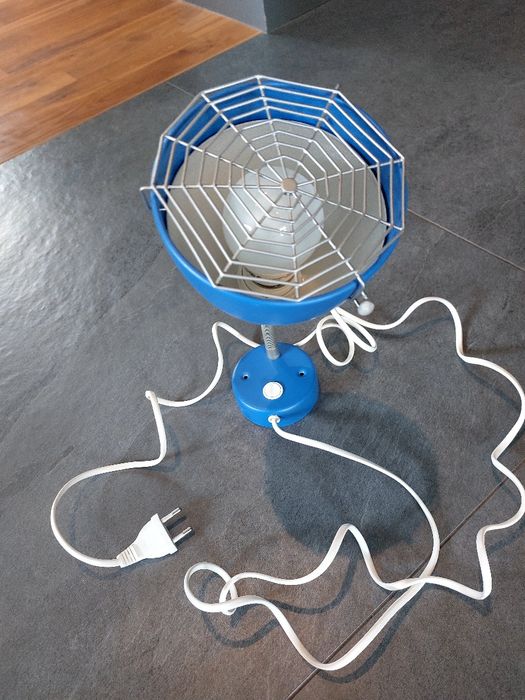 Lampka nocna na ściane, niebieska