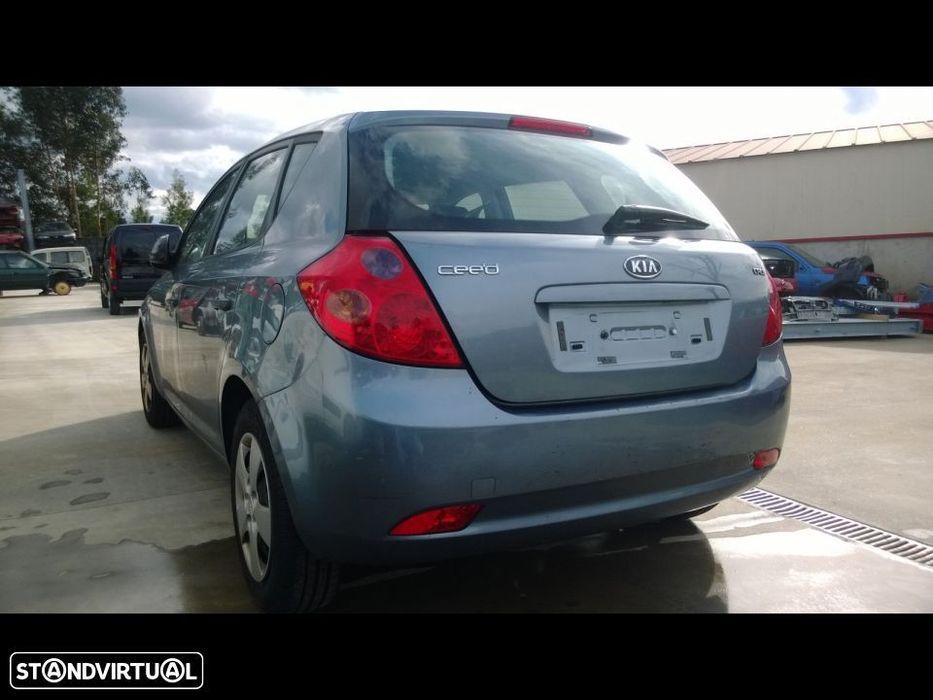 Traseira/Frente/Interior Kia Ceed 2008 CRDI