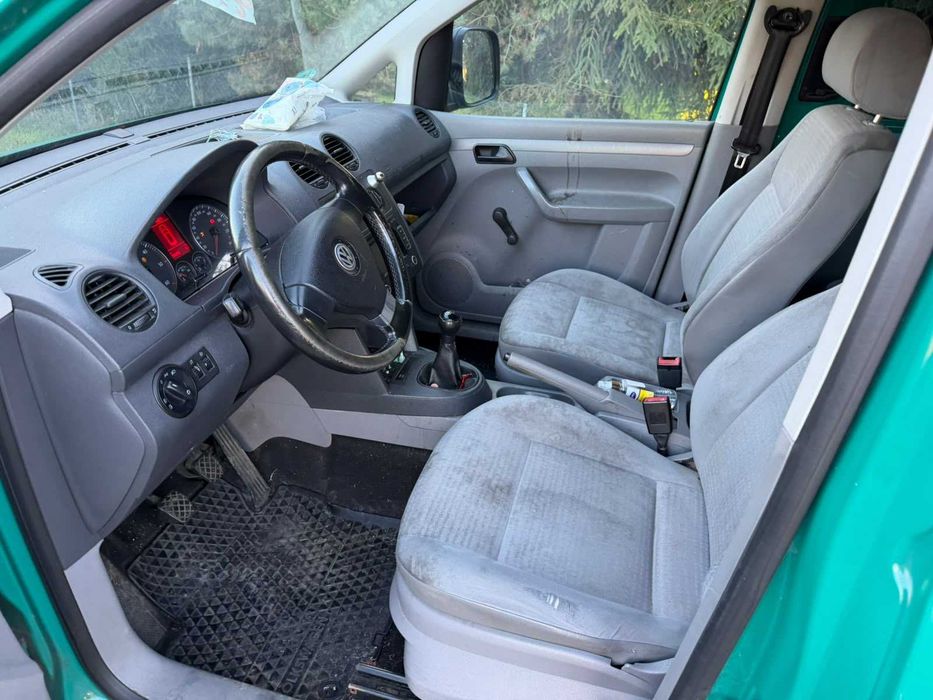 Caddy 2010 1.9 tdi 5-osobowy