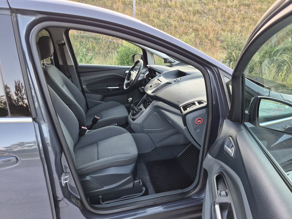 Ford Grand C-Max *7osób *Klima *Bezwypadkowy *Hak *GotowyDoRejstracji