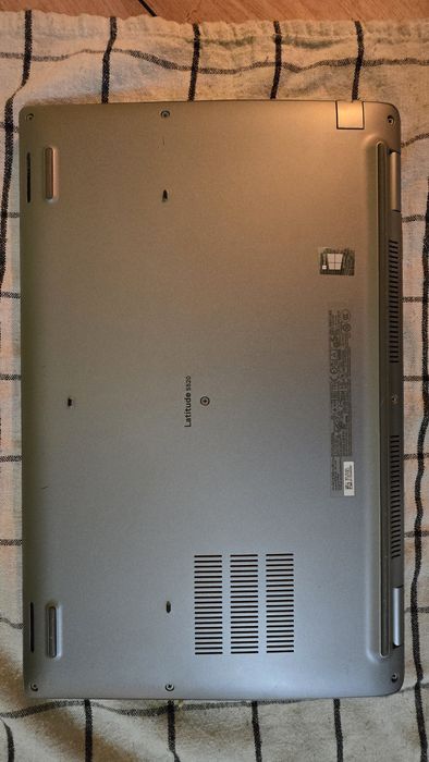 DELL Latitude 5520 | 8 GB RAM | SSD 500 | Stacja | Mysz