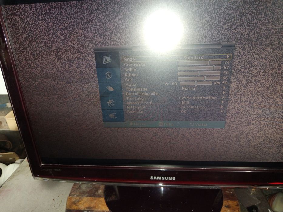 2 tvs LG e sanguesum pouco uso