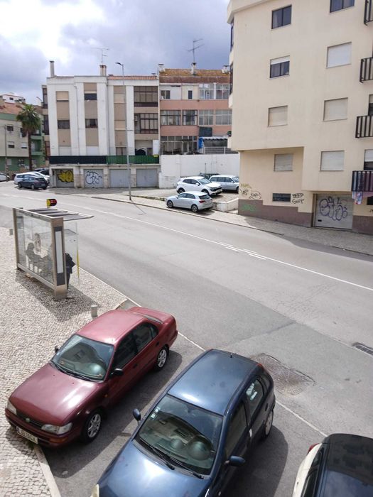 Quarto para alugar em Amora