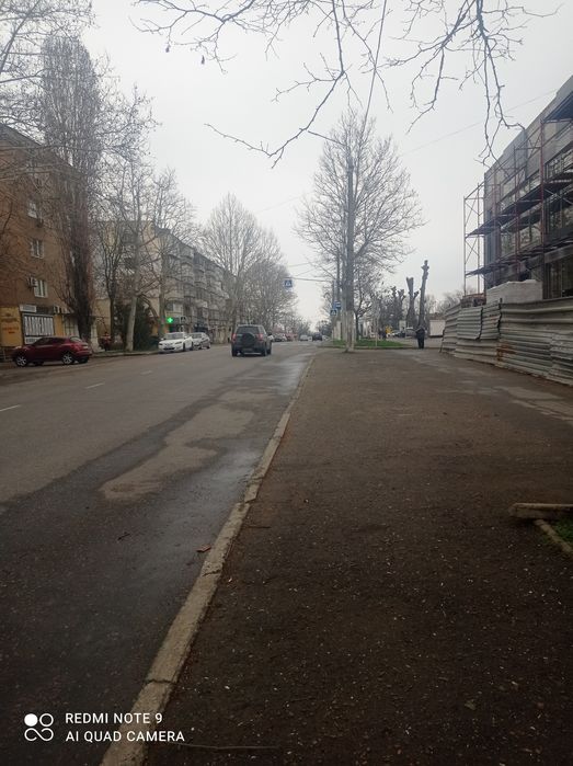 Продам двухкомнатную у моря .