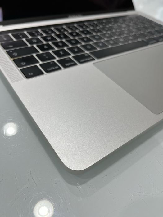 Macbook Pro 13 2017 i5 16GB RAM 256GB SSD Como Novo