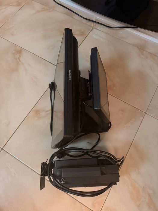 POS duplo com ecrã tatil