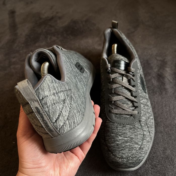 Жіночі кросівки Skechers RelaxedFit slip resistant. P. 38. Ідеал!!