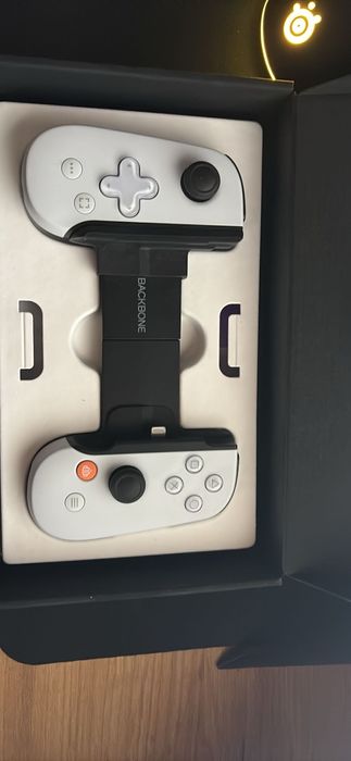 Kontroler PlayStation Backbone lighting