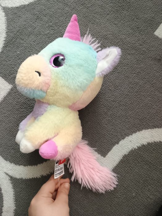 Maskotka jednorożec brokatowe oczy