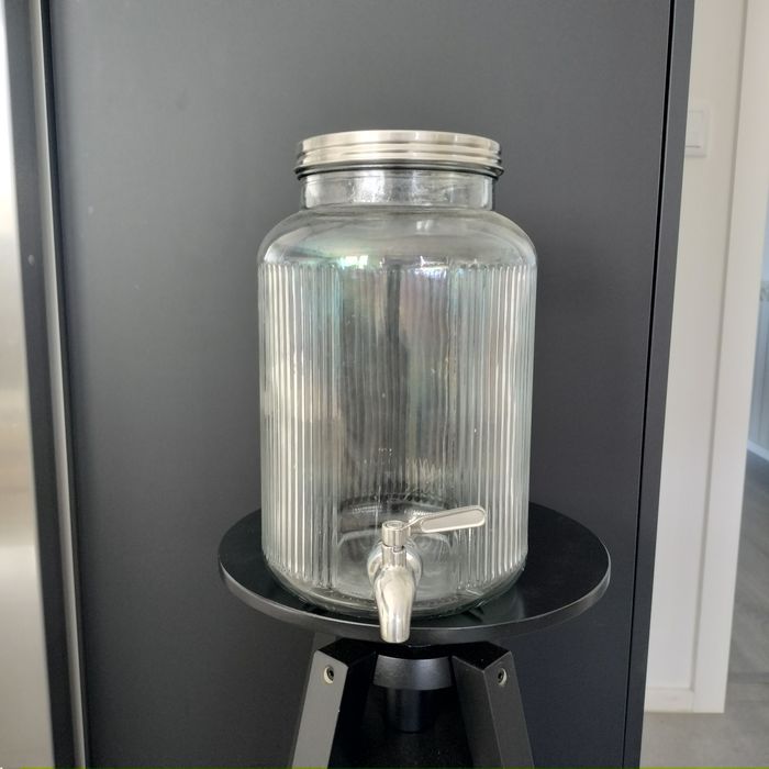 Dispensador de Água IKEA