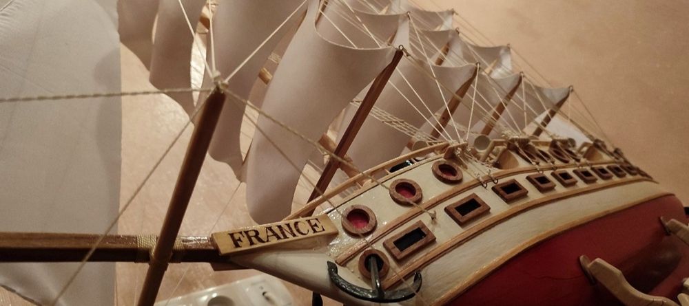корабель колекційний 'france ll'