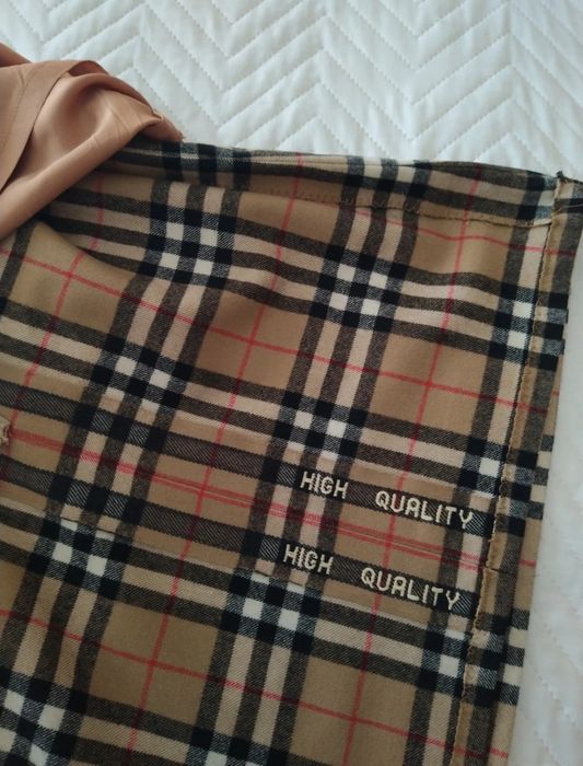 Saia fazenda inglesa padrão Burberry