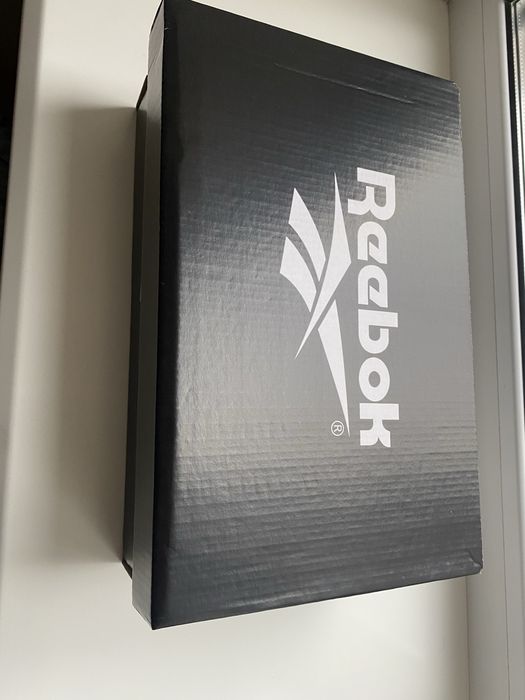 Коробка для взуття Reebok