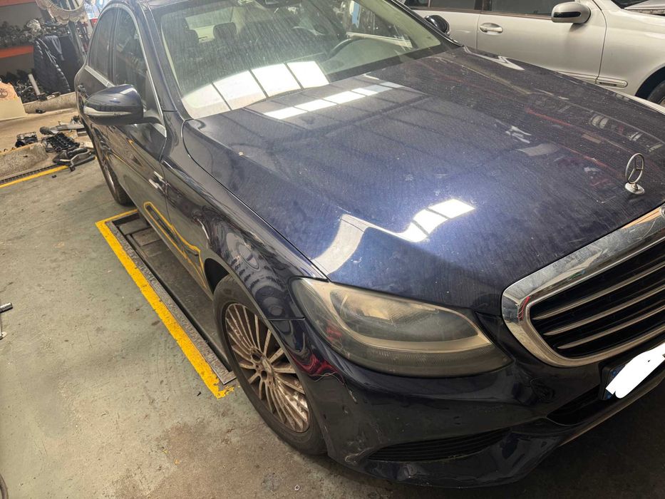 Mercedes C220  W205 de 2014 para peças