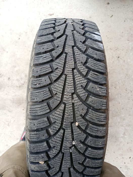 Opony zimowe z felgami  195 /65 15"