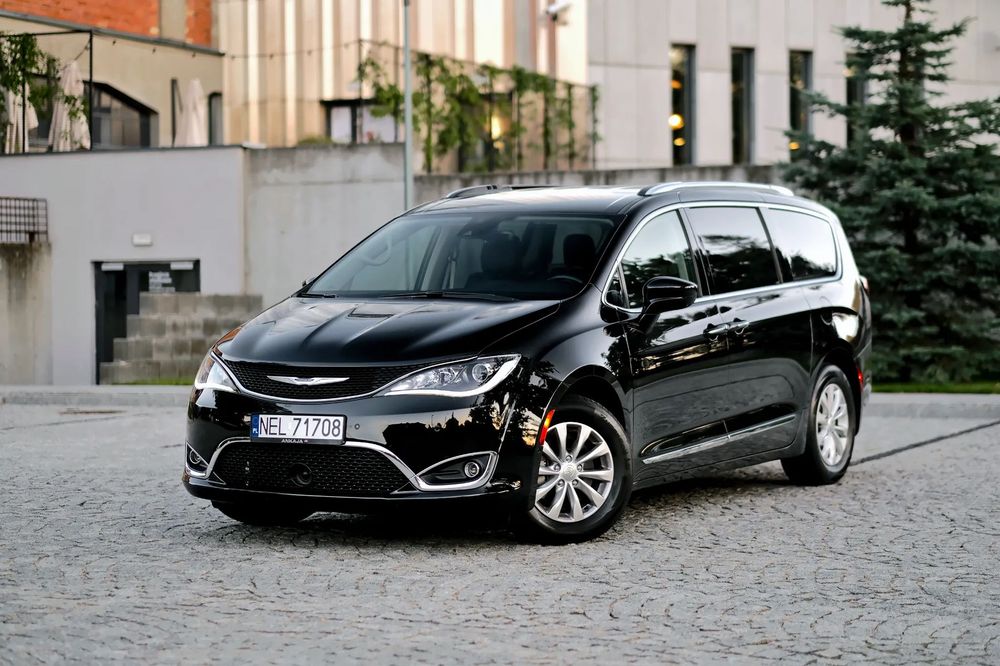 Chrysler Pacifica