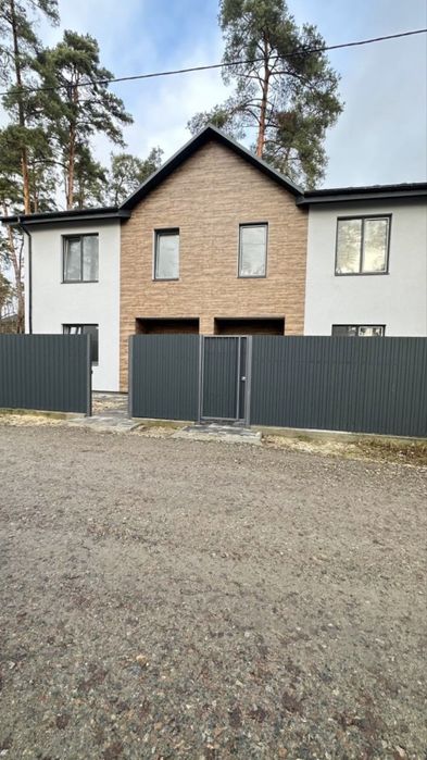 Продаж сучасного дуплексу 127.5 м²  з максимальним наповленням