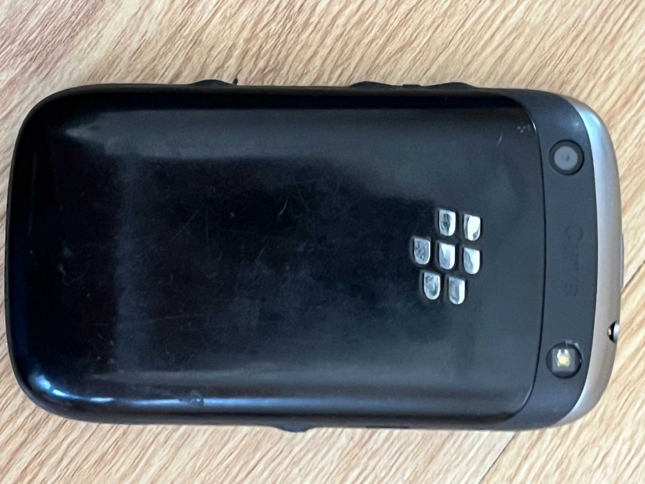 BlackBerry Curve 9320