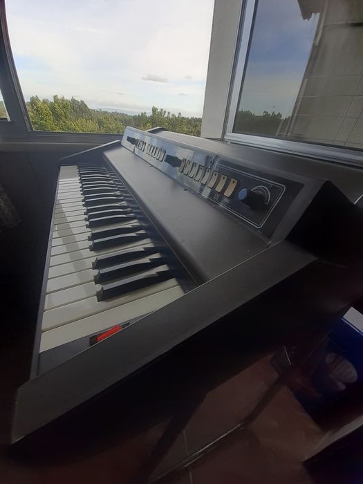 Órgão elétronico Giaccaglia