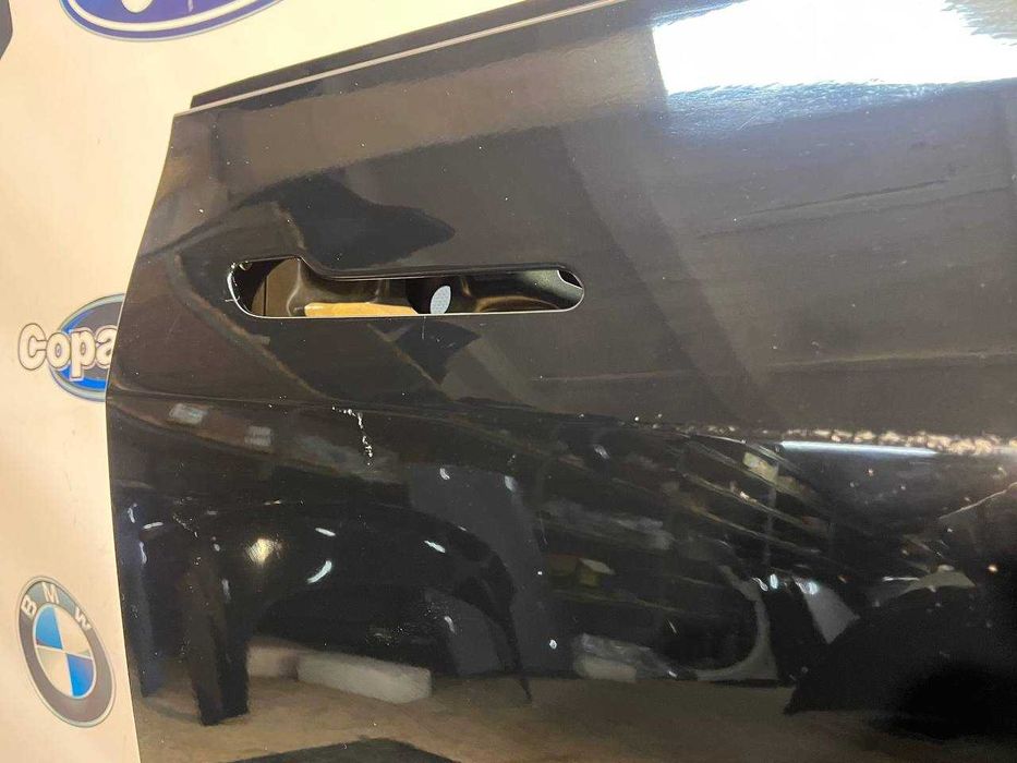 двері передні праві Tesla model y (PBSb) оригінал