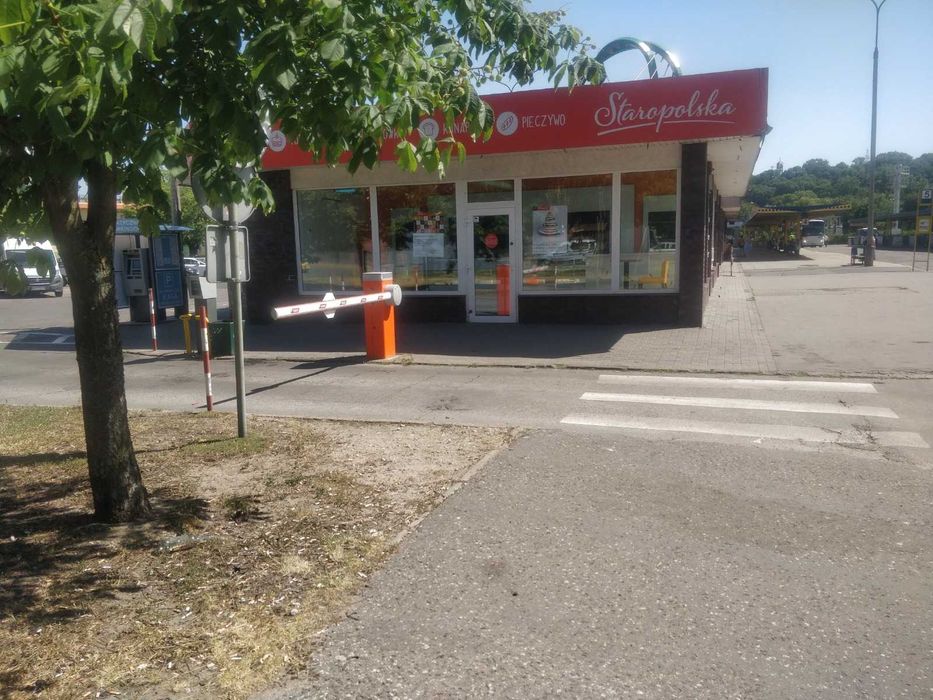 Pawilon na dworcu PKS 35m wynajmę