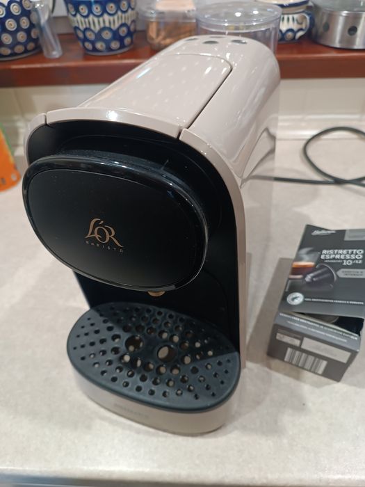 Ekspresu kapsułkowy Philips L'OR Barista LM8012