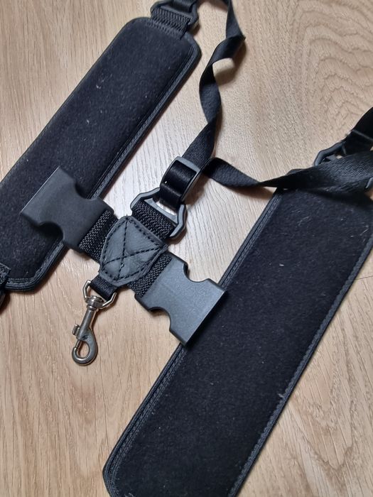 Szelki do saksofonu, Belti.