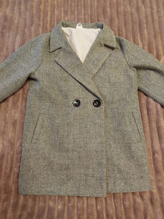 Пальто для дівчинки