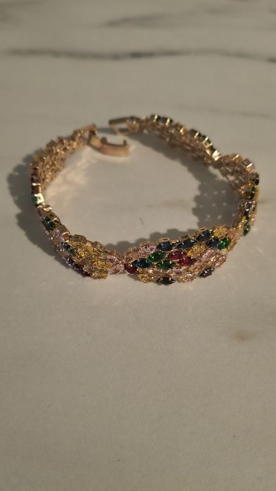 Bransoletka z kamieniami dla.19 cm.