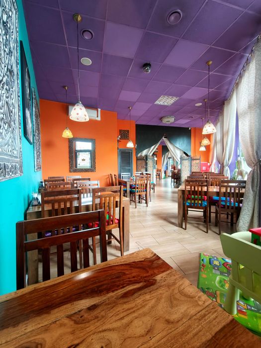 Sprzedam funkcjonującą indyjską restaurację "INDIA KING"