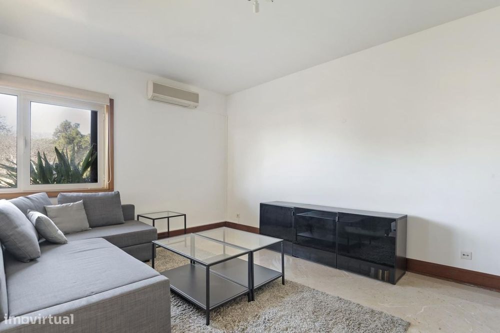 Apartamento T2 com jardim, Estoril, Cascais