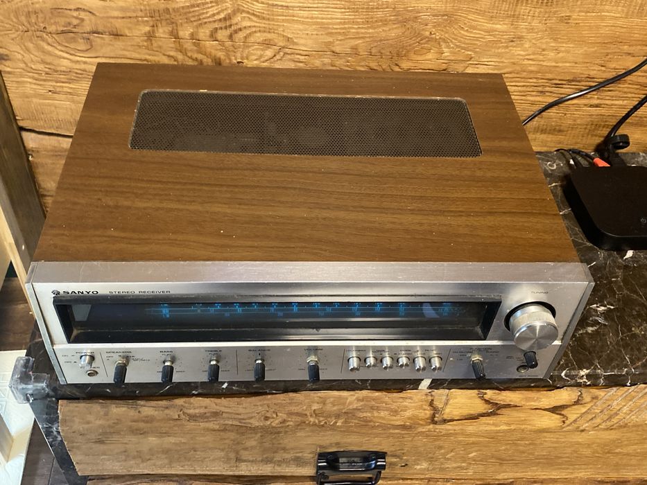 Amplitner sanyo dcx 4000l