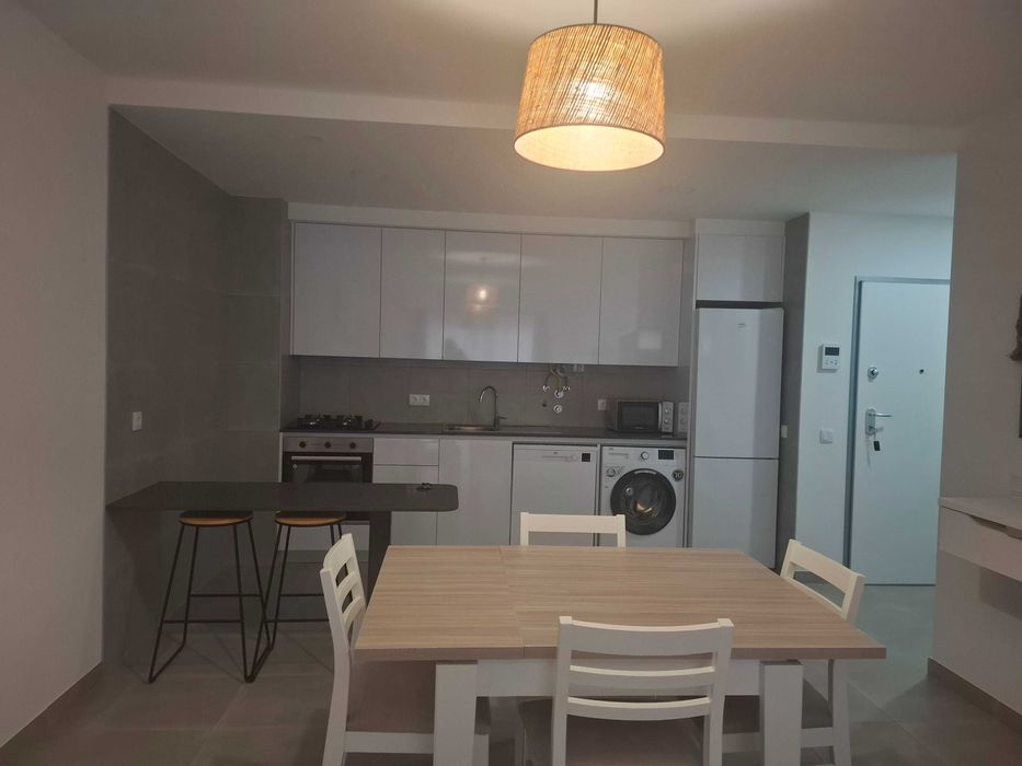 Apartamento Armação de Pêra  alugo ao ano