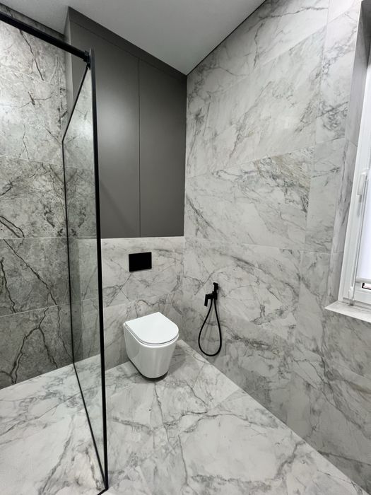 ДОМ,ГЕНЕРАТОР та інвертор Deye ,котедж ,метро Осокорки,озеро,Osocor