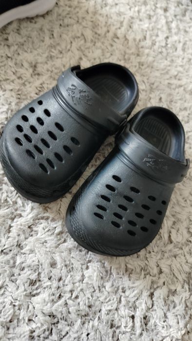 Klapki chłopięce HotTuna r. 21.5