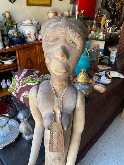 Escultura tribal Centenária Mossi 127 cm Burkina Faso